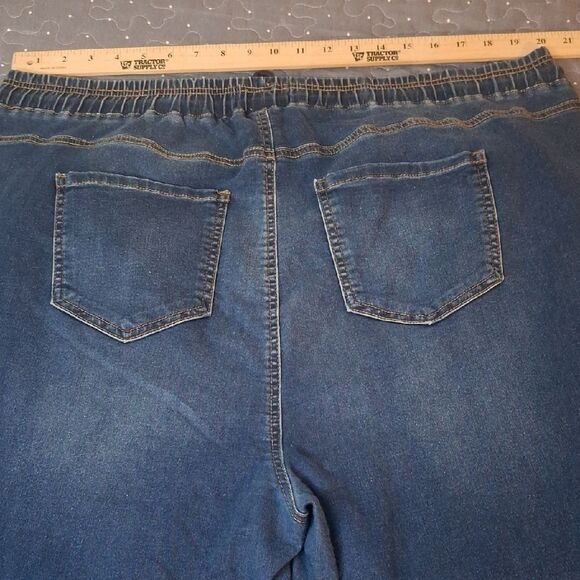 Fashion Nova Blue Denim Jogger Pants size 2X - Picture 5 of 6